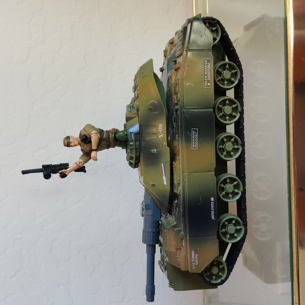 1998 GI Joe Tank w/ 1994 GI Joe - Picture 2 of 9